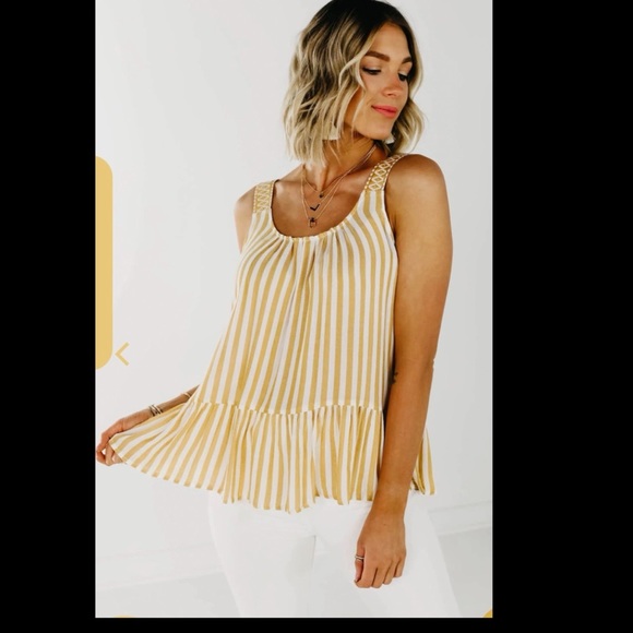 NWOT: summer tank top - Picture 2 of 6